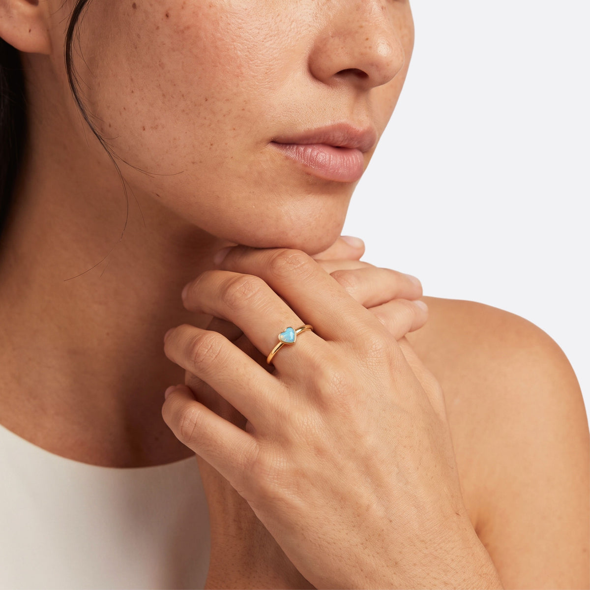 True Flame – Bague cœur, opale cristal, argent doré