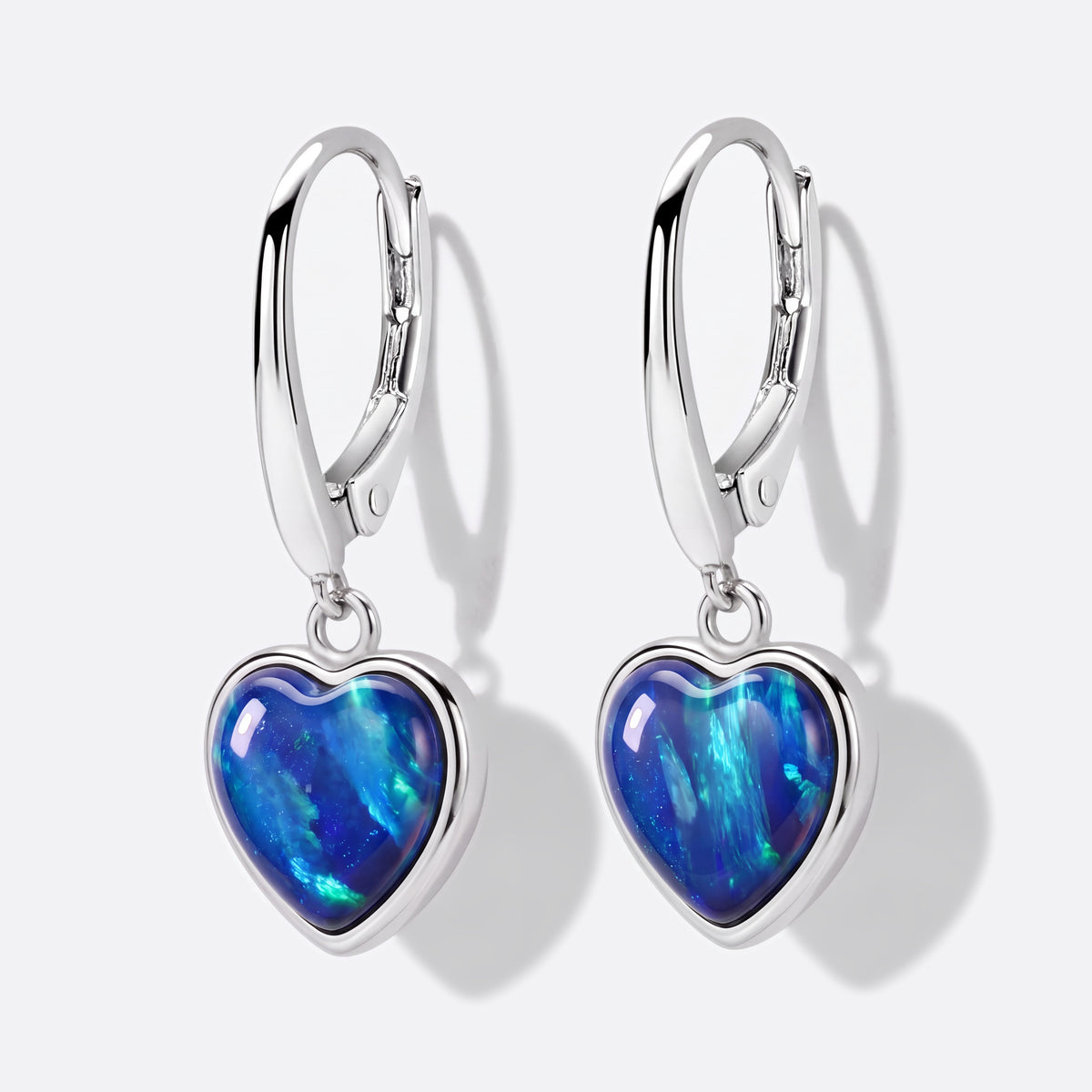 Heart of Fire Ohrhänger Silber Seitenansicht mit Klappbügel und Opal-Triplette